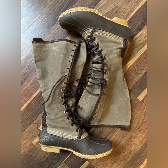 Women's LL Bean Signature Waxed-Canvas Tall Maine Hunting Shoe 16”, Size 7m - Picture 5 of 10